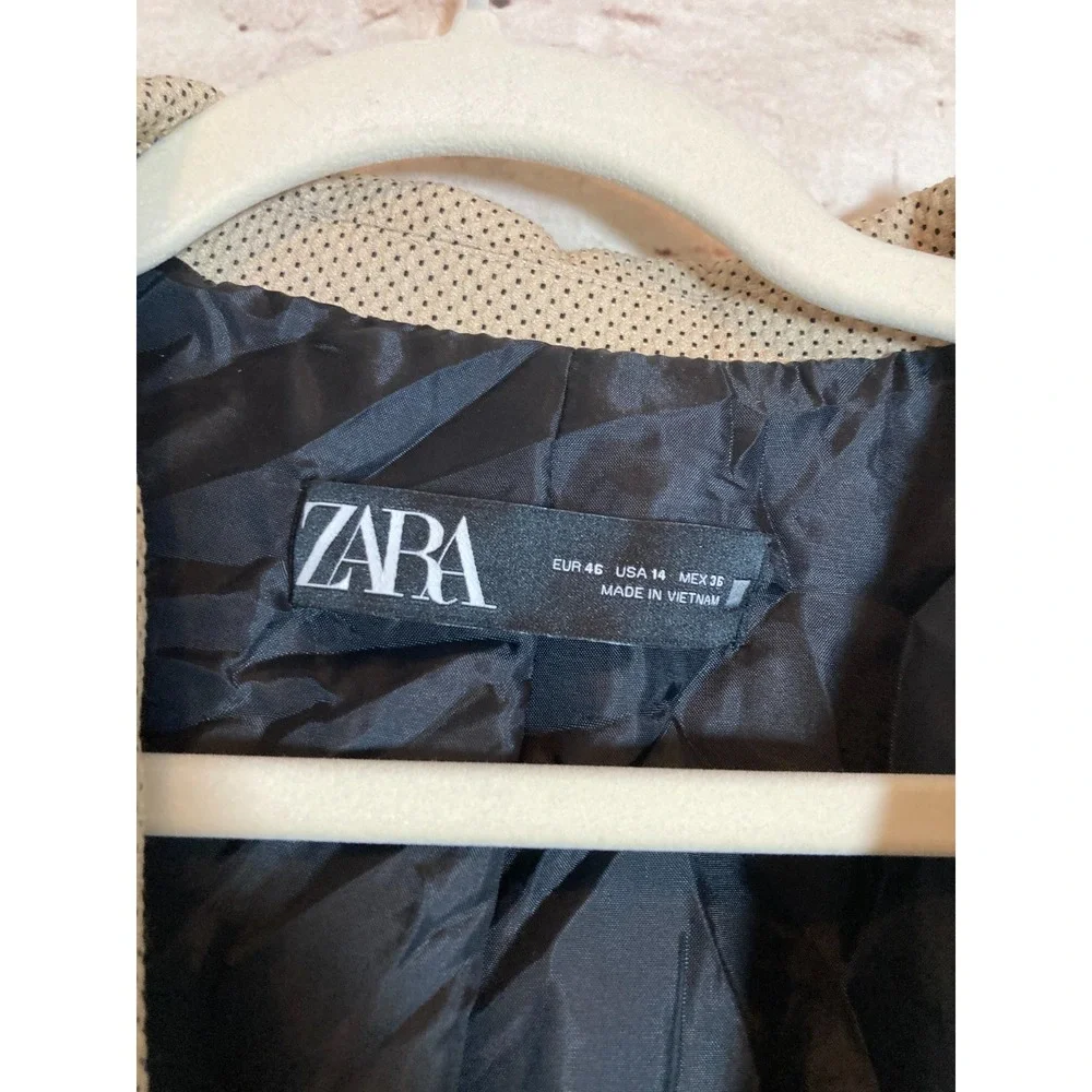ZARA Zara Perforated Embroidery Blazer 14 Tan with Black‎ Speckles One Button